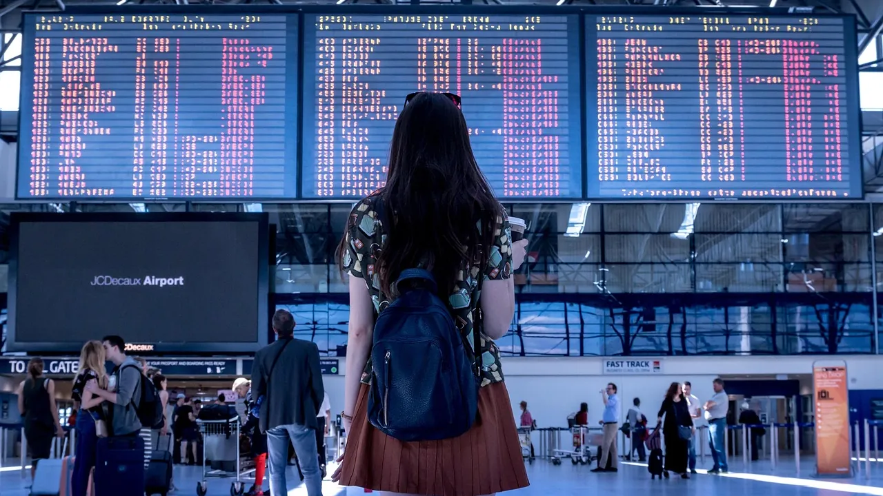 10 Largest Airports in the U.S
