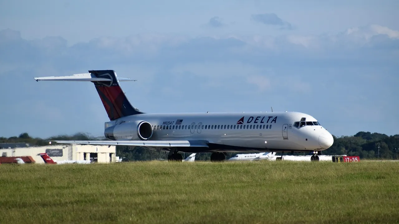 Delta Sky Club at Los Angeles Airport