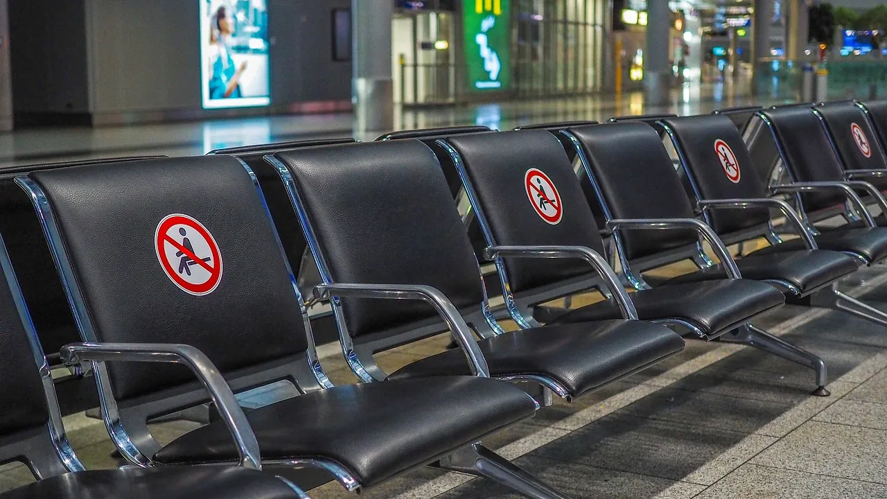 Newark Airport Arrivals 