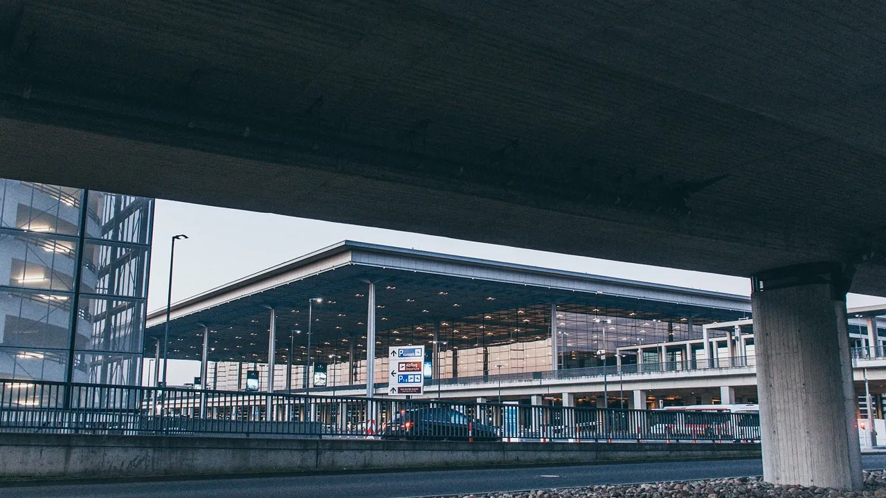 JFK Airport Terminal 4